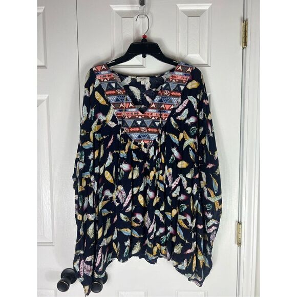 Umgee Womens Feather Blouse Size M/L - Picture 1 of 4